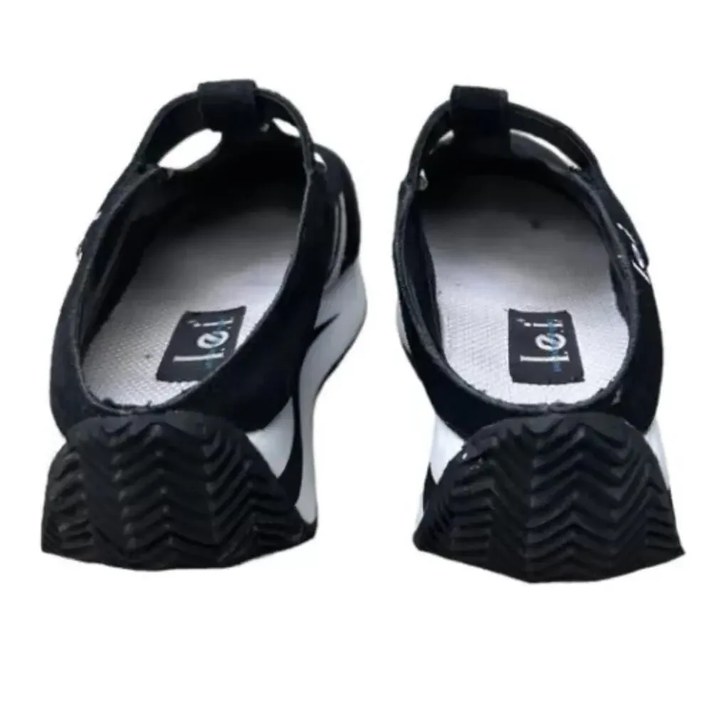Womens size 7.5  vintage y2k L.E.I. chunky platform sporty slide-ons